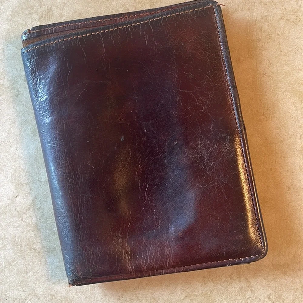 Coach Bi-Fold Brown Leather Wallet